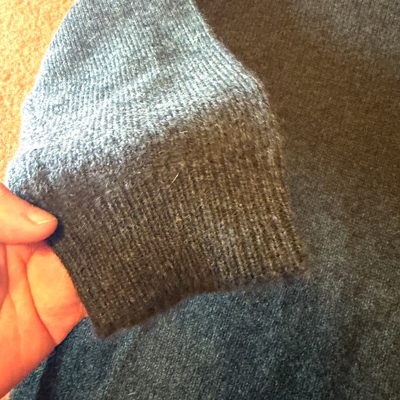 Green pure wool V-neck rustic straight fit sweater NWT - Picture 6 of 8